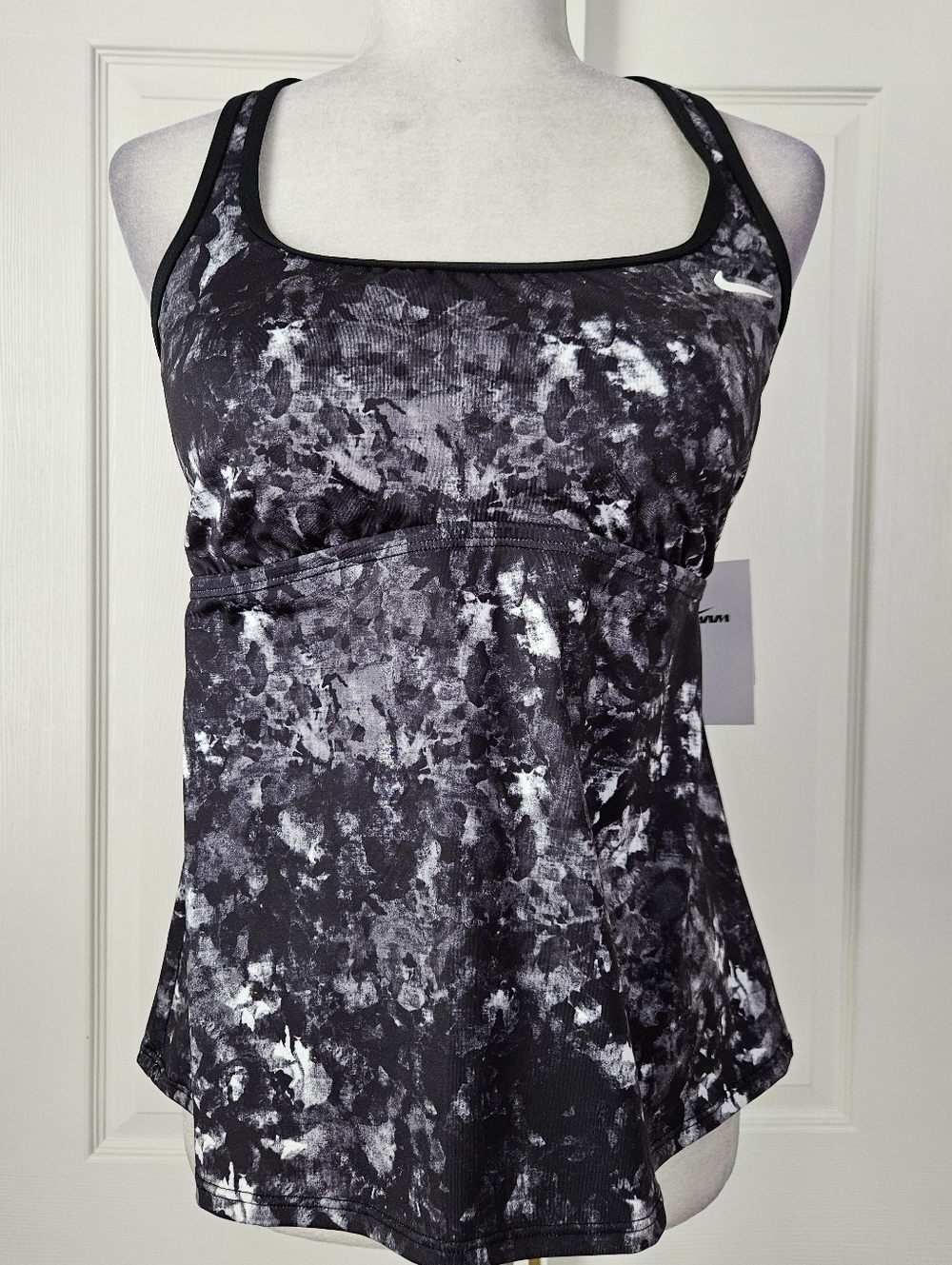 Nike NWT Swim Tankini Top